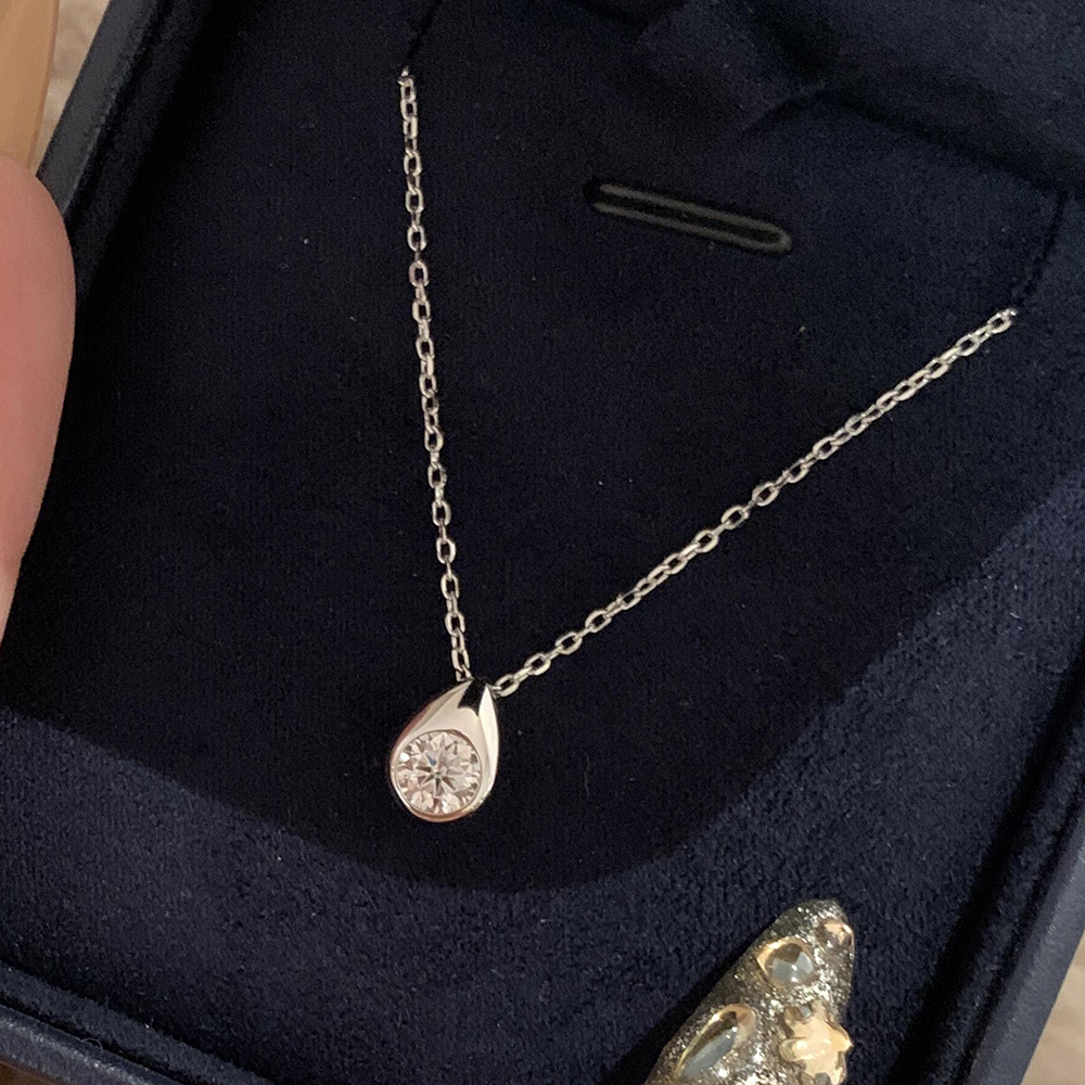 0.3/0.5CT Solitaire Diamond Mo - Bezels Set Pendant recensie en prijs