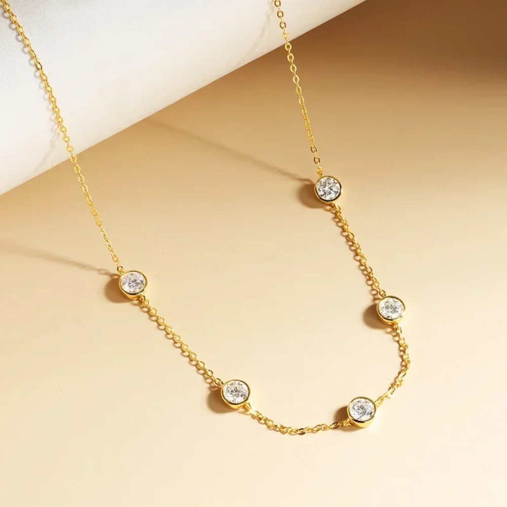 GRA Certified 5mm Moissanite N - Bezels Set Pendant recensie en prijs